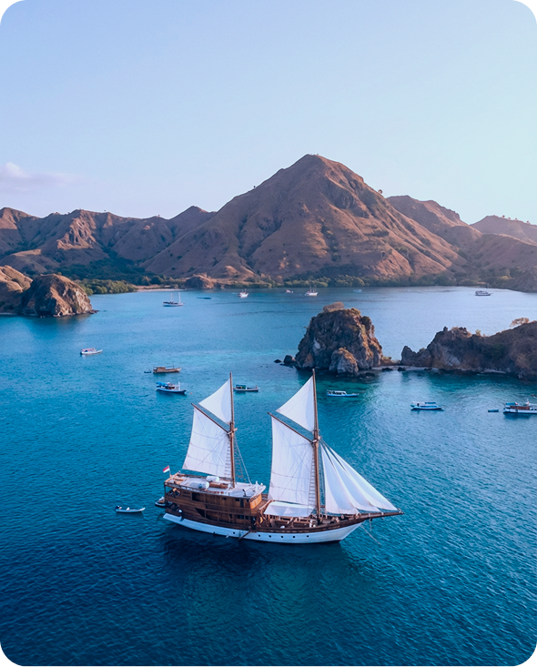 Cruise from Lombok to Labuan Bajo